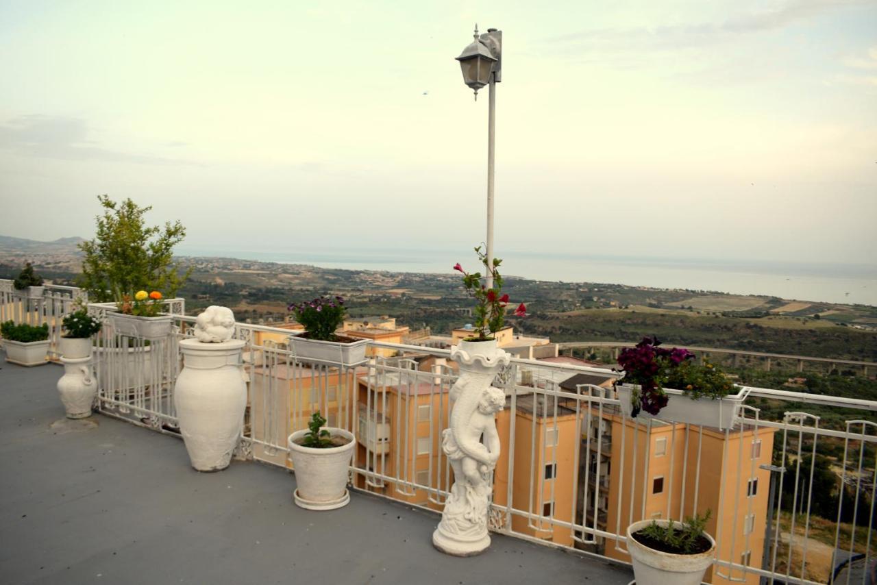 Apartment Terrazza Greca Agrigento Esterno foto